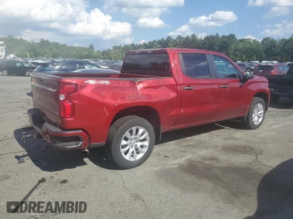 ✅ 2022 Chevrolet Silverado 1500 Custom • VIN: 3GCPYBEK6NG188796 • Lot: 62487375. Wystawiony na Copart z przebiegiem 31 799 mil. Bezpłatny archiwum sprzedaży aukcyjnych z USA i szczegółowy raport historii pojazdu na DreamBid. Zdjęcie 3.