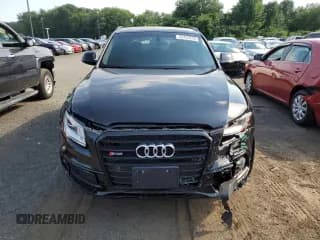 ✅ 2017 Audi SQ5 Premium Plus • VIN: WA1CCAFP7HA009440 • Lot: 62433294. Wystawiony na Copart z przebiegiem 83 790 mil. Bezpłatny archiwum sprzedaży aukcyjnych z USA i szczegółowy raport historii pojazdu na DreamBid. Zdjęcie 5.