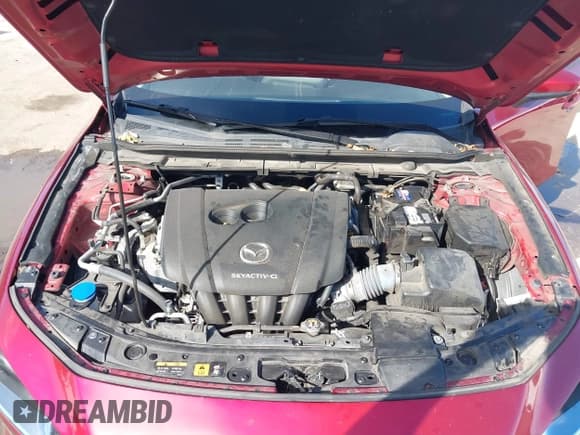 ✅ 2019 Mazda 3 Preferred • VIN: 3MZBPADL7KM113102 • Lot: 43492138. Wystawiony na IAAI z przebiegiem 54 459 mil. Bezpłatny archiwum sprzedaży aukcyjnych z USA i szczegółowy raport historii pojazdu na DreamBid. Zdjęcie 10.