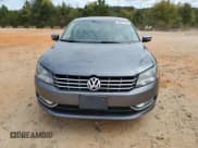 ✅ 2015 Volkswagen Passat SEL Premium • VIN: 1VWCV7A35FC084773 • Lot: 85671705. Wystawiony na Copart z przebiegiem Nie podano. Bezpłatny archiwum sprzedaży aukcyjnych z USA i szczegółowy raport historii pojazdu na DreamBid. Zdjęcie 5.