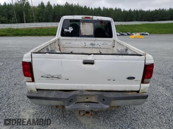 ✅ 2000 Ford Ranger XLT • VIN: 1FTZR15X2YPA97388 • Lot: 69503195. Wystawiony na Copart z przebiegiem 231 777 mil. Bezpłatny archiwum sprzedaży aukcyjnych z USA i szczegółowy raport historii pojazdu na DreamBid. Zdjęcie 6.