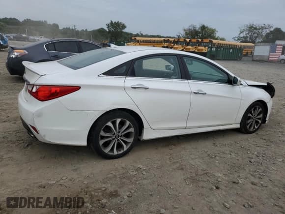 ✅ 2014 Hyundai Sonata Limited • VIN: 5NPEC4AC3EH854388 • Лот: 84281205. Опубликован ранее на Copart с пробегом 111 146 миль. Бесплатный доступ к архиву аукционных продаж из США и подробный отчёт об истории автомобиля на DreamBid. Изображение 3.