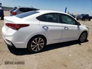 2018 Hyundai Accent Limited z VIN 3KPC34A39JE018901, wystawiony jako Copart lot #57533774 z przebiegiem 101 334 mil mil oraz Szkoda całkowita • Salvage title. Historia ofert i sprzedaży dostępna na DreamBid. Obrazek 3.