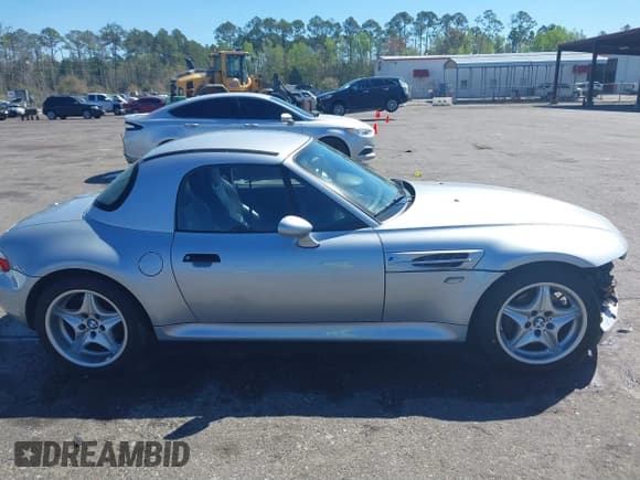✅ 1999 BMW Z3 M Roadster • VIN: WBSCK9331XLC87919 • Lot: 41835949. Listed on IAAI with 44,083 mi. Free auction sales archive from the USA and detailed vehicle history report at DreamBid. Image 13.