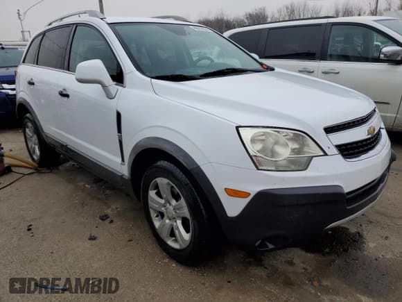 ✅ 2014 Chevrolet Captiva Sport LS • VIN: 3GNAL2EK7ES556914 • Lot: 86553554. Wystawiony na Copart z przebiegiem 158 066 mil. Bezpłatny archiwum sprzedaży aukcyjnych z USA i szczegółowy raport historii pojazdu na DreamBid. Zdjęcie 4.