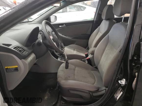 2017 Hyundai Accent SE с VIN KMHCT4AE2HU372154, выставлен на аукционе Copart как лот 66647512 с пробегом 74 341 миль миль и . История ставок и продаж доступна на DreamBid. Изображение 7.