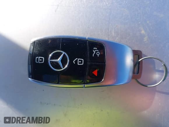 ✅ 2023 Mercedes-Benz E 53 AMG • VIN: W1K1J6BB8PF191859 • Lot: 43492898. Listed on IAAI with 19,941 mi. Free auction sales archive from the USA and detailed vehicle history report at DreamBid. Image 11.