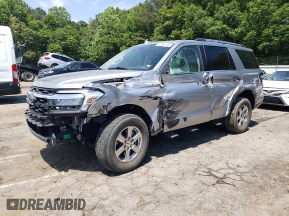 ✅ 2024 Ford Expedition Limited • VIN: 1FMJU2A8XREA49565 • Лот: 57861915. Опубликован ранее на Copart с пробегом 17 956 миль. Бесплатный доступ к архиву аукционных продаж из США и подробный отчёт об истории автомобиля на DreamBid. Изображение 1.