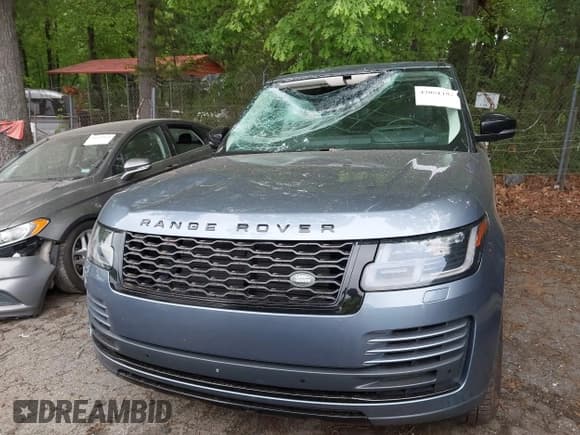 ✅ 2019 Land Rover Range Rover • VIN: SALGS2RE5KA516721 • Лот: 42081181. Опубликован ранее на IAAI с пробегом 120 147 миль. Бесплатный доступ к архиву аукционных продаж из США и подробный отчёт об истории автомобиля на DreamBid. Изображение 12.