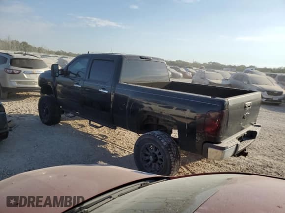 ✅ 2013 Chevrolet Silverado 2500HD LT • VIN: 1GC1KXCG1DF232254 • Лот: 84275035. Опубликован ранее на Copart с пробегом 181 242 миль. Бесплатный доступ к архиву аукционных продаж из США и подробный отчёт об истории автомобиля на DreamBid. Изображение 2.