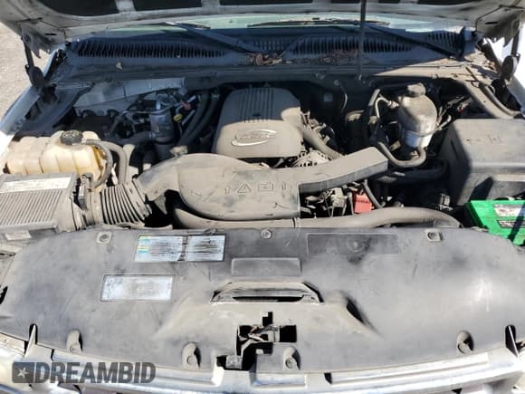 ✅ 2005 Chevrolet Suburban LT • VIN: 3GNEC16Z65G251978 • Лот: 89928355. Опубликован ранее на Copart с пробегом 210 594 миль. Бесплатный доступ к архиву аукционных продаж из США и подробный отчёт об истории автомобиля на DreamBid. Изображение 12.