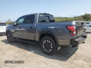 ✅ 2023 Nissan Titan SV • VIN: 1N6AA1EDXPN101172 • Lot: 71212304. Wystawiony na Copart z przebiegiem 19 760 mil. Bezpłatny archiwum sprzedaży aukcyjnych z USA i szczegółowy raport historii pojazdu na DreamBid. Zdjęcie 2.