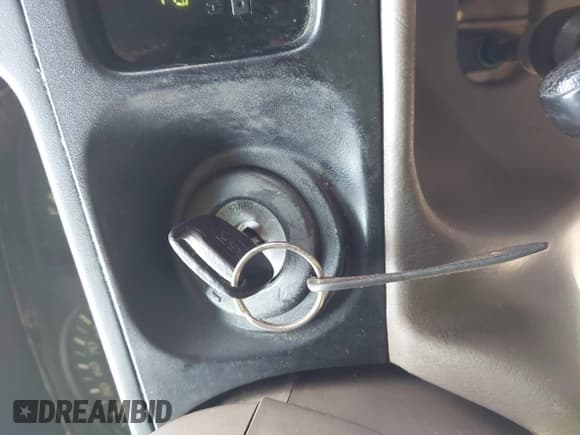 ✅ 1998 Toyota Tacoma • VIN: 4TAWN72N7WZ087201 • Lot: 43172491. Listed on IAAI with 219,035 mi. Free auction sales archive from the USA and detailed vehicle history report at DreamBid. Image 11.