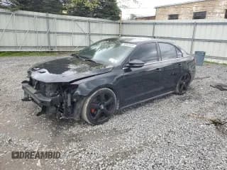 ✅ 2013 Volkswagen Jetta Autobahn • VIN: 3VW4A7AJ5DM218501 • Lot: 84427435. Wystawiony na Copart z przebiegiem 92 414 mil. Bezpłatny archiwum sprzedaży aukcyjnych z USA i szczegółowy raport historii pojazdu na DreamBid. Zdjęcie 1.