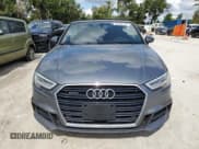 ✅ 2019 Audi A3 Cabriolet Premium Plus • VIN: WAUYELFF8K1018306 • Lot: 87287145. Wystawiony na Copart z przebiegiem 60 370 mil. Bezpłatny archiwum sprzedaży aukcyjnych z USA i szczegółowy raport historii pojazdu na DreamBid. Zdjęcie 5.