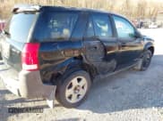 ✅ 2004 Saturn VUE V6 • VIN: 5GZCZ63424S863234 • Lot: 41815706. Wystawiony na IAAI z przebiegiem 145 241 mil. Bezpłatny archiwum sprzedaży aukcyjnych z USA i szczegółowy raport historii pojazdu na DreamBid. Zdjęcie 4.