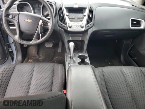 ✅ 2015 Chevrolet Equinox LS • VIN: 2GNALAEK4F6214847 • Lot: 81308205. Wystawiony na Copart z przebiegiem 139 784 mil. Bezpłatny archiwum sprzedaży aukcyjnych z USA i szczegółowy raport historii pojazdu na DreamBid. Zdjęcie 8.