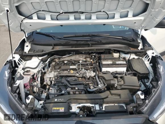 ✅ 2024 Toyota Corolla Cross L • VIN: 7MUAAABGXRV112077 • Lot: 67723795. Listed on Copart with 13,365 mi. Free auction sales archive from the USA and detailed vehicle history report at DreamBid. Image 12.