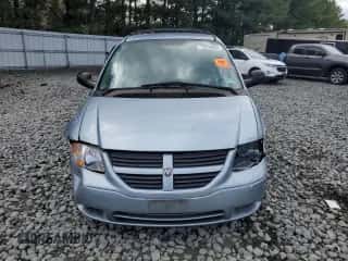 2005 Dodge Caravan SXT с VIN 1D4GP45R45B286250, выставлен на аукционе Copart как лот 73658654 с пробегом 205 754 миль миль и Списание • Salvage title. История ставок и продаж доступна на DreamBid. Изображение 5.