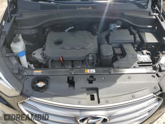 ✅ 2017 Hyundai Santa Fe 2.4L • VIN: 5XYZUDLB3HG461747 • Лот: 53861054. Опубликован ранее на Copart с пробегом 66 225 миль. Бесплатный доступ к архиву аукционных продаж из США и подробный отчёт об истории автомобиля на DreamBid. Изображение 11.