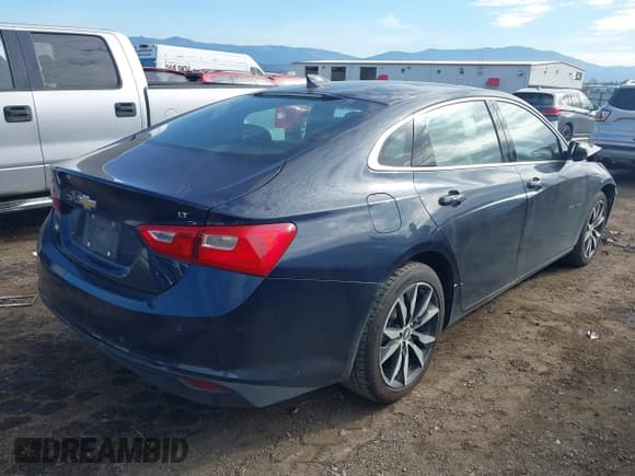 ✅ 2018 Chevrolet Malibu LT • VIN: 1G1ZD5ST5JF246114 • Lot: 43503420. Listed on IAAI with 49,558 mi. Free auction sales archive from the USA and detailed vehicle history report at DreamBid. Image 4.