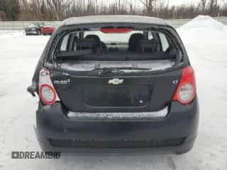 2009 Chevrolet Aveo 1LT z VIN KL1TD66E99B310471, wystawiony jako Copart lot #44070475 z przebiegiem 72 742 mil mil oraz Szkoda całkowita • Salvage title. Historia ofert i sprzedaży dostępna na DreamBid. Obrazek 6.