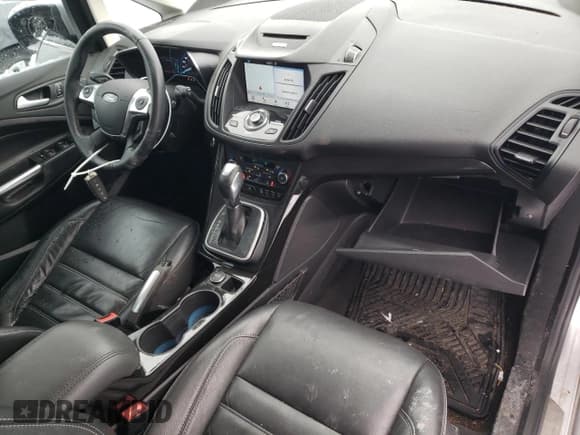 ✅ 2017 Ford C-Max Titanium • VIN: 1FADP5DU0HL115706 • Lot: 43651495. Wystawiony na Copart z przebiegiem 84 183 mil. Bezpłatny archiwum sprzedaży aukcyjnych z USA i szczegółowy raport historii pojazdu na DreamBid. Zdjęcie 8.