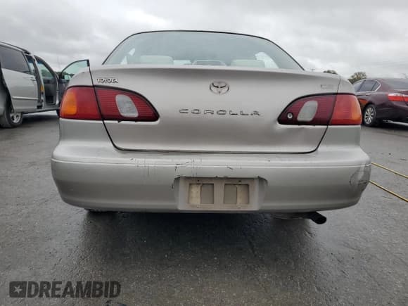 ✅ 1998 Toyota Corolla CE • VIN: 2T1BR12E0WC054068 • Lot: 90119905. Listed on Copart with 251,195 mi. Free auction sales archive from the USA and detailed vehicle history report at DreamBid. Image 6.