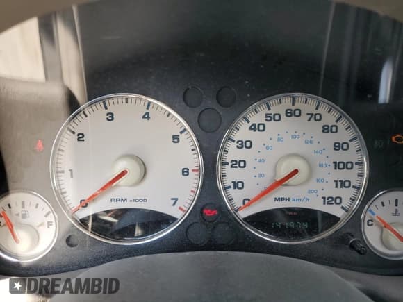 ✅ 2002 Jeep Liberty Limited • VIN: 1J4GL58K22W176485 • Lot: 57940135. Listed on Copart with 141,974 mi. Free auction sales archive from the USA and detailed vehicle history report at DreamBid. Image 9.