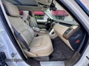 ✅ 2019 Land Rover Range Rover HSE • VIN: SALGS2SV9KA518093 • Lot: 96938135. Wystawiony na Copart z przebiegiem 122 989 mil. Bezpłatny archiwum sprzedaży aukcyjnych z USA i szczegółowy raport historii pojazdu na DreamBid. Zdjęcie 5.