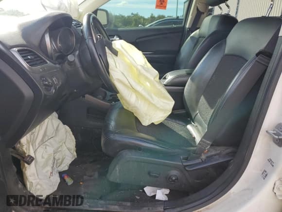 ✅ 2019 Dodge Journey Crossroad • VIN: 3C4PDCGG6KT840958 • Лот: 81678925. Опубликован ранее на Copart с пробегом Не указан. Бесплатный доступ к архиву аукционных продаж из США и подробный отчёт об истории автомобиля на DreamBid. Изображение 7.