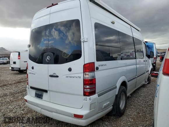 ✅ 2014 Mercedes-Benz Sprinter • VIN: WD3PF4CD0E5921108 • Лот: 47851115. Опубликован ранее на Copart с пробегом 49 085 миль. Бесплатный доступ к архиву аукционных продаж из США и подробный отчёт об истории автомобиля на DreamBid. Изображение 3.