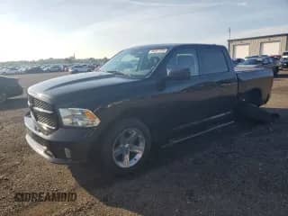 2014 Ram 1500 Express z VIN 1C6RR7KT7ES400735, wystawiony jako Copart lot #66281335 z przebiegiem 67 273 mil mil oraz Szkoda całkowita • Salvage title. Historia ofert i sprzedaży dostępna na DreamBid. Obrazek 1.