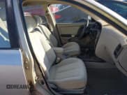 ✅ 2002 Hyundai Elantra GLS • VIN: KMHDN45D22U370749 • Lot: 41610904. Wystawiony na IAAI z przebiegiem 235 564 mil. Bezpłatny archiwum sprzedaży aukcyjnych z USA i szczegółowy raport historii pojazdu na DreamBid. Zdjęcie 5.