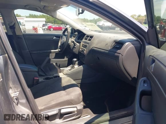 ✅ 2015 Volkswagen Jetta S • VIN: 3VW2K7AJ4FM306835 • Lot: 42881655. Listed on IAAI with 212,508 mi. Free auction sales archive from the USA and detailed vehicle history report at DreamBid. Image 5.