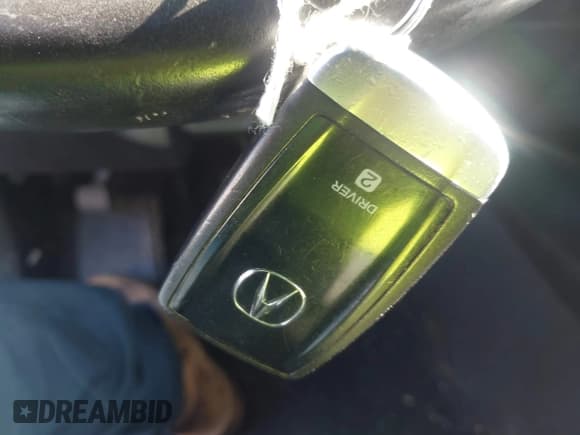 ✅ 2016 Acura RDX • VIN: 5J8TB4H32GL025537 • Lot: 43561788. Wystawiony na IAAI z przebiegiem 154 478 mil. Bezpłatny archiwum sprzedaży aukcyjnych z USA i szczegółowy raport historii pojazdu na DreamBid. Zdjęcie 11.