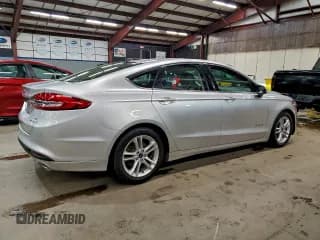 ✅ 2018 Ford Fusion SE • VIN: 3FA6P0LU0JR172184 • Lot: 95720685. Wystawiony na Copart z przebiegiem 320 677 mil. Bezpłatny archiwum sprzedaży aukcyjnych z USA i szczegółowy raport historii pojazdu na DreamBid. Zdjęcie 3.