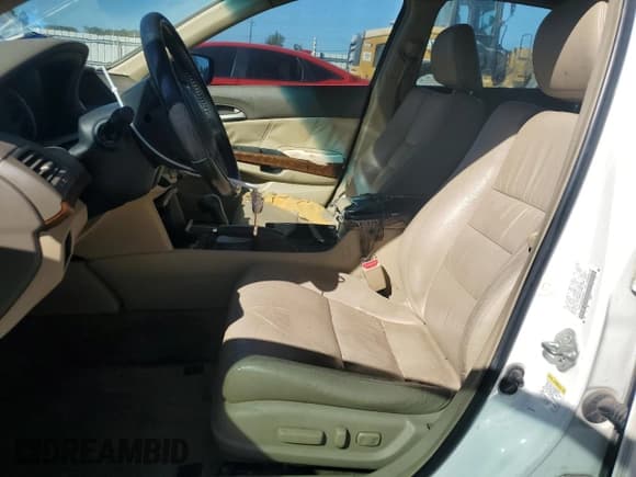 ✅ 2008 Honda Accord EX-L • VIN: 1HGCP36828A060005 • Lot: 86297175. Listed on Copart with 221,809 mi. Free auction sales archive from the USA and detailed vehicle history report at DreamBid. Image 7.