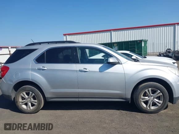✅ 2015 Chevrolet Equinox LT • VIN: 1GNFLFEK8FZ122793 • Lot: 43258045. Wystawiony na IAAI z przebiegiem 117 539 mil. Bezpłatny archiwum sprzedaży aukcyjnych z USA i szczegółowy raport historii pojazdu na DreamBid. Zdjęcie 13.