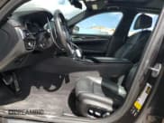 ✅ 2018 BMW 5 Series M550i xDrive • VIN: WBAJB9C53JB286164 • Лот: 71052315. Опубликован ранее на Copart с пробегом 91 157 миль. Бесплатный доступ к архиву аукционных продаж из США и подробный отчёт об истории автомобиля на DreamBid. Изображение 7.