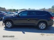 ✅ 2018 Volkswagen Atlas S • VIN: 1V2GR2CA2JC555406 • Lot: 42017719. Wystawiony na IAAI z przebiegiem 129 157 mil. Bezpłatny archiwum sprzedaży aukcyjnych z USA i szczegółowy raport historii pojazdu na DreamBid. Zdjęcie 15.