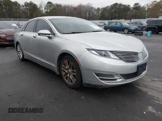 ✅ 2015 Lincoln MKZ • VIN: 3LN6L2GK7FR610907 • Lot: 43823626. Wystawiony na IAAI z przebiegiem 170 039 mil. Bezpłatny archiwum sprzedaży aukcyjnych z USA i szczegółowy raport historii pojazdu na DreamBid. Zdjęcie 1.