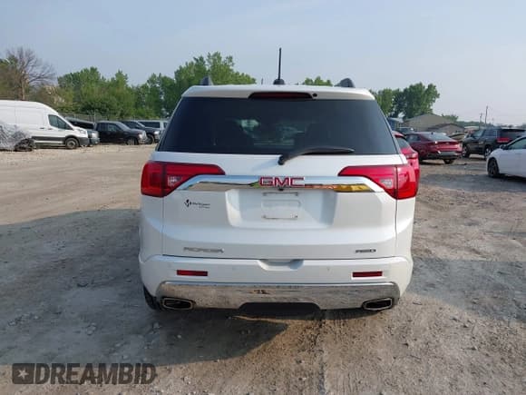✅ 2019 GMC Acadia Denali • VIN: 1GKKNXLS9KZ125064 • Lot: 42876636. Listed on IAAI with 45,927 mi. Free auction sales archive from the USA and detailed vehicle history report at DreamBid. Image 16.