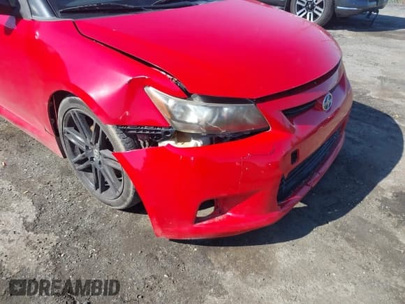 ✅ 2013 Scion tC • VIN: JTKJF5C74D3052639 • Lot: 42539539. Wystawiony na IAAI z przebiegiem 109 405 mil. Bezpłatny archiwum sprzedaży aukcyjnych z USA i szczegółowy raport historii pojazdu na DreamBid. Zdjęcie 6.