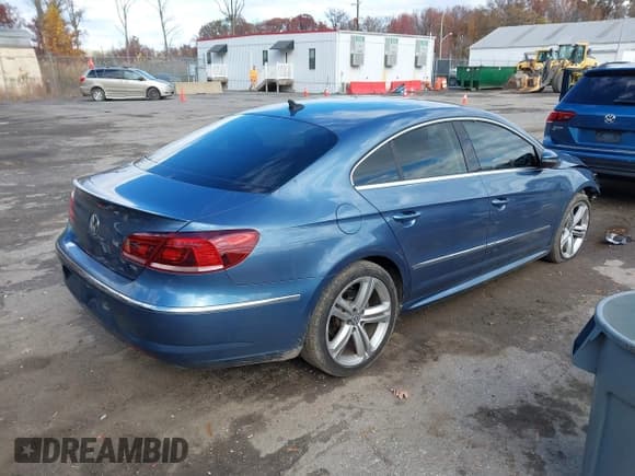 ✅ 2016 Volkswagen CC Sport • VIN: WVWBP7AN8GE504669 • Lot: 43660452. Listed on IAAI with 118,992 mi. Free auction sales archive from the USA and detailed vehicle history report at DreamBid. Image 4.