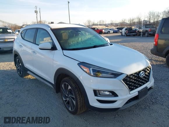 ✅ 2019 Hyundai Tucson Night Edition • VIN: KM8J3CAL0KU985218 • Lot: 43729808. Listed on IAAI with 155,231 mi. Free auction sales archive from the USA and detailed vehicle history report at DreamBid. Image 1.