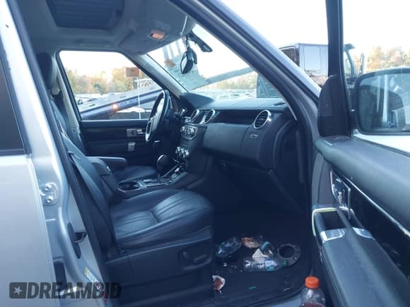 ✅ 2012 Land Rover LR4 HSE • VIN: SALAG2D43CA620647 • Лот: 43473623. Опубликован ранее на IAAI с пробегом 80 340 миль. Бесплатный доступ к архиву аукционных продаж из США и подробный отчёт об истории автомобиля на DreamBid. Изображение 5.