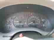 2004 Chevrolet Blazer LS z VIN 1GNDT13X04K168259, wystawiony jako Copart lot #74519744 z przebiegiem 126 248 mil mil oraz Szkoda całkowita • Salvage title. Historia ofert i sprzedaży dostępna na DreamBid. Obrazek 9.