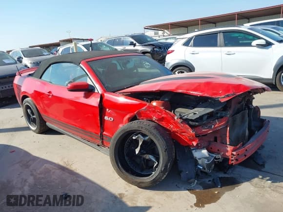 ✅ 2011 Ford Mustang GT Premium • VIN: 1ZVBP8FF3B5103964 • Lot: 43247908. Listed on IAAI with 186,161 mi. Free auction sales archive from the USA and detailed vehicle history report at DreamBid. Image 1.
