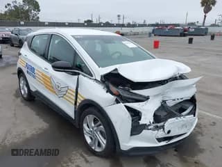 ✅ 2023 Chevrolet Bolt EV 1LT • VIN: 1G1FW6S08P4100397 • Lot: 42450199. Wystawiony na IAAI z przebiegiem 106 268 mil. Bezpłatny archiwum sprzedaży aukcyjnych z USA i szczegółowy raport historii pojazdu na DreamBid. Zdjęcie 1.